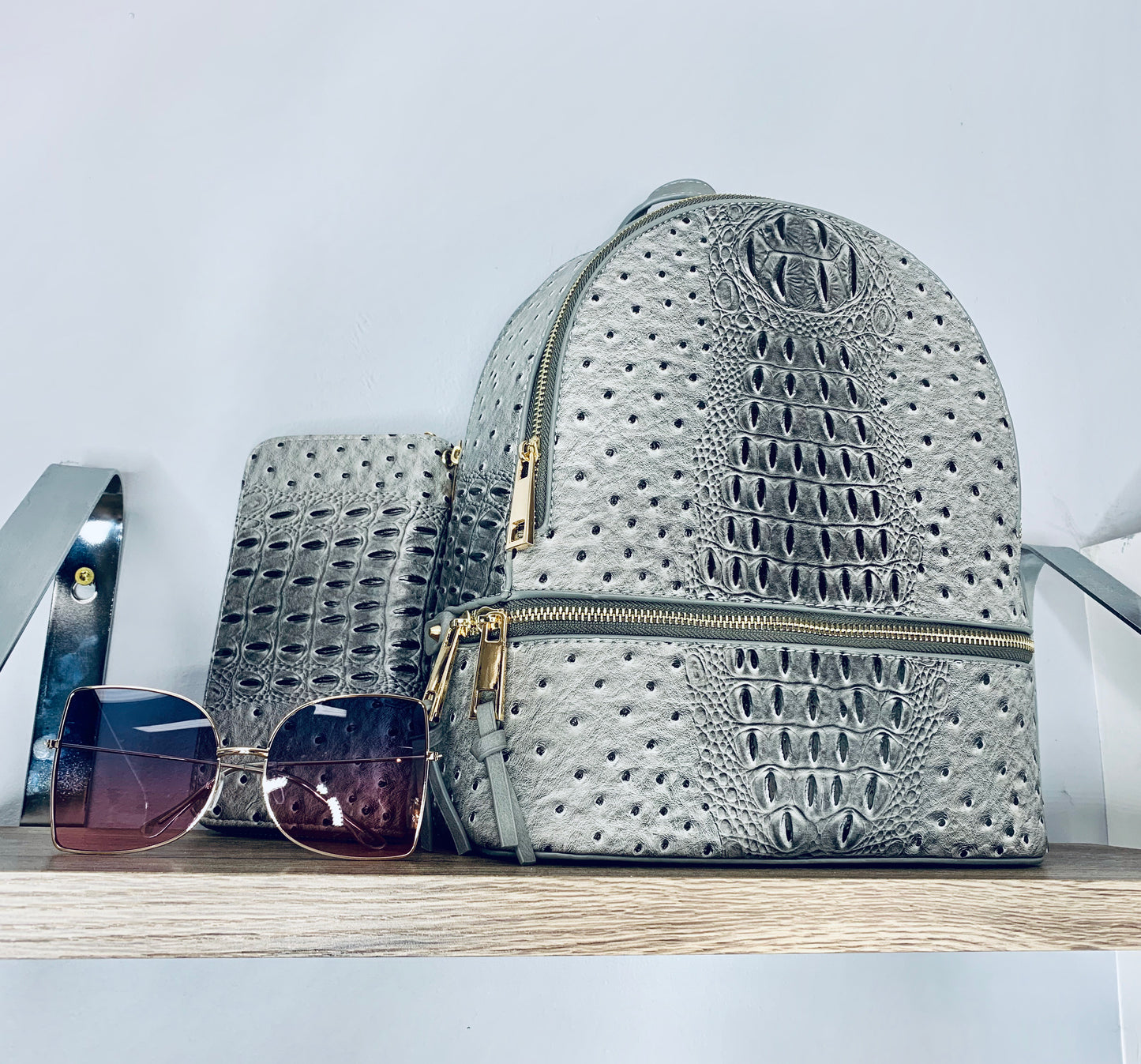 OSTRICHES backpack & wallet