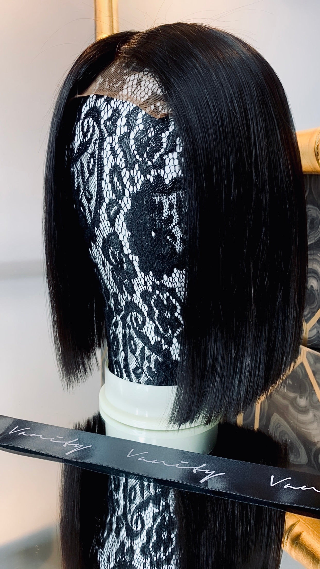 BLACK VANITY bob wig.